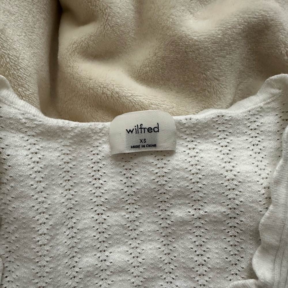 Aritzia Top - Picture 4 of 4